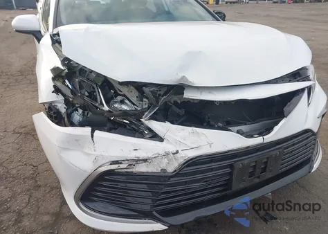2021 Toyota Camry Le Hybrid from USA, damaged, VIN 4T1C31AK8MU025362